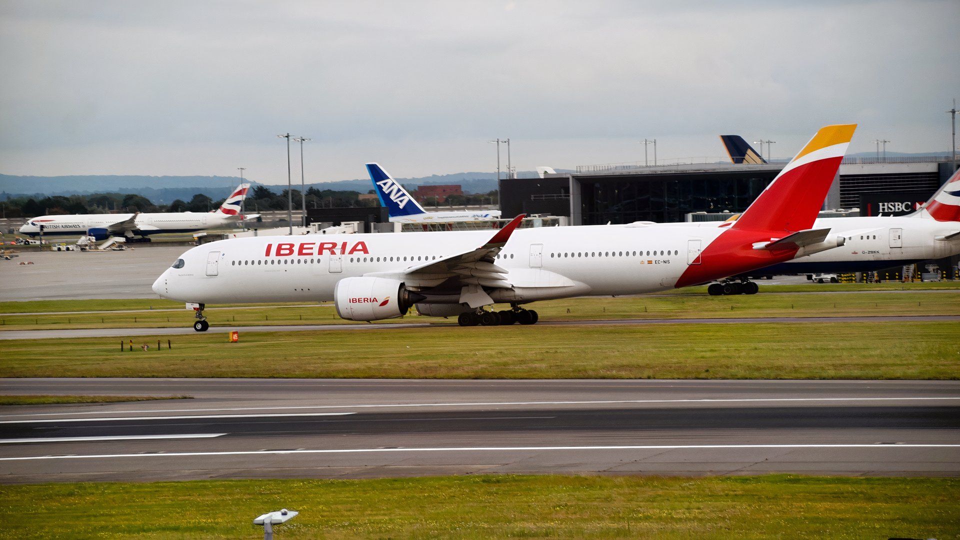 Iberia_A350-941,_EC-NIS,_named_Talento_a_Bordo,_MSN_406_(03_2020),_as_IB_3167_London_(LHR)_-_Madrid_(MAD),_Flight_time_1_56_(53208847257)