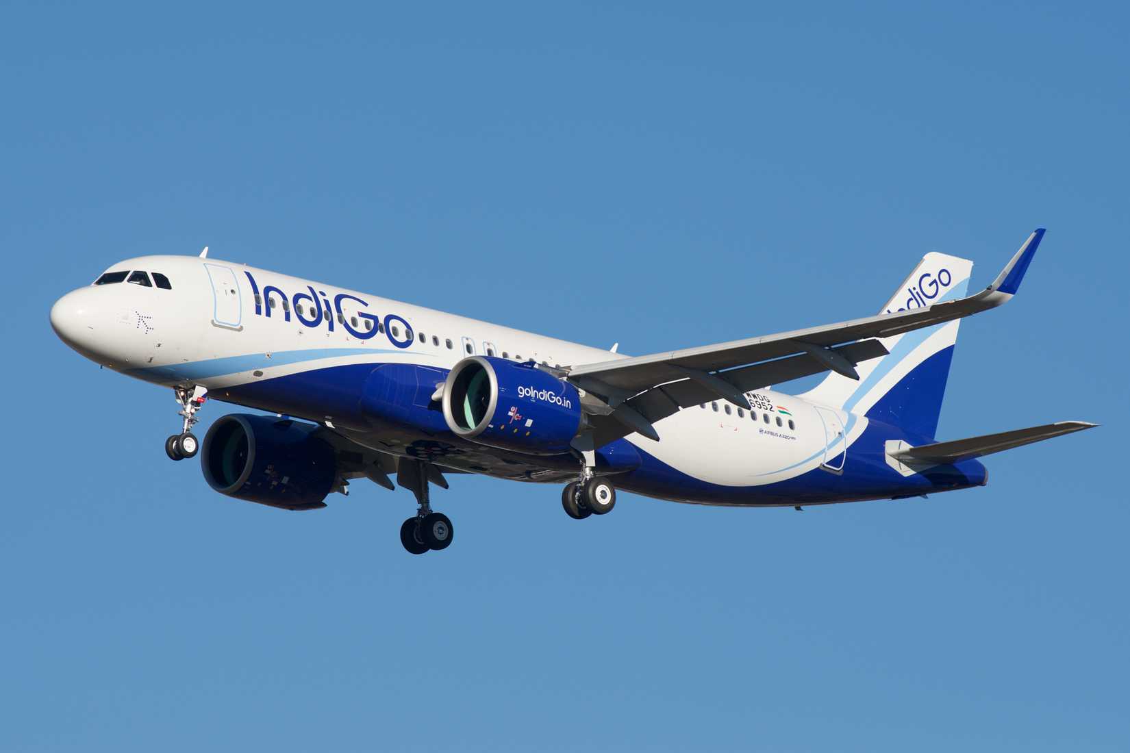 هبوط طائرة إنديغو إيرباص A320neo