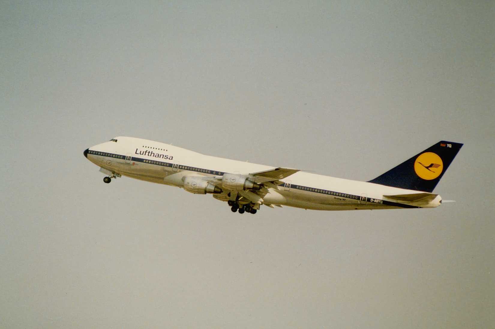 Lufthansa Boeing 747-200 flying