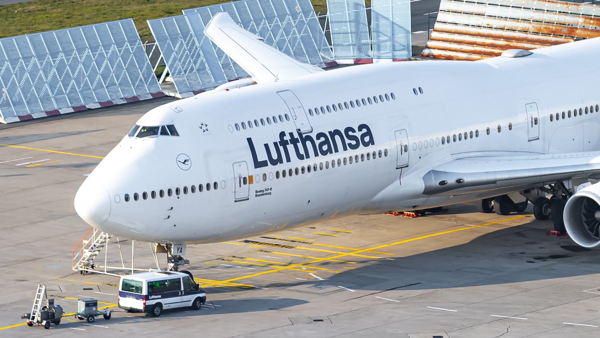 2 US-Bound Lufthansa Boeing 747s Forced Into Overweight Landings Within 24 Hours