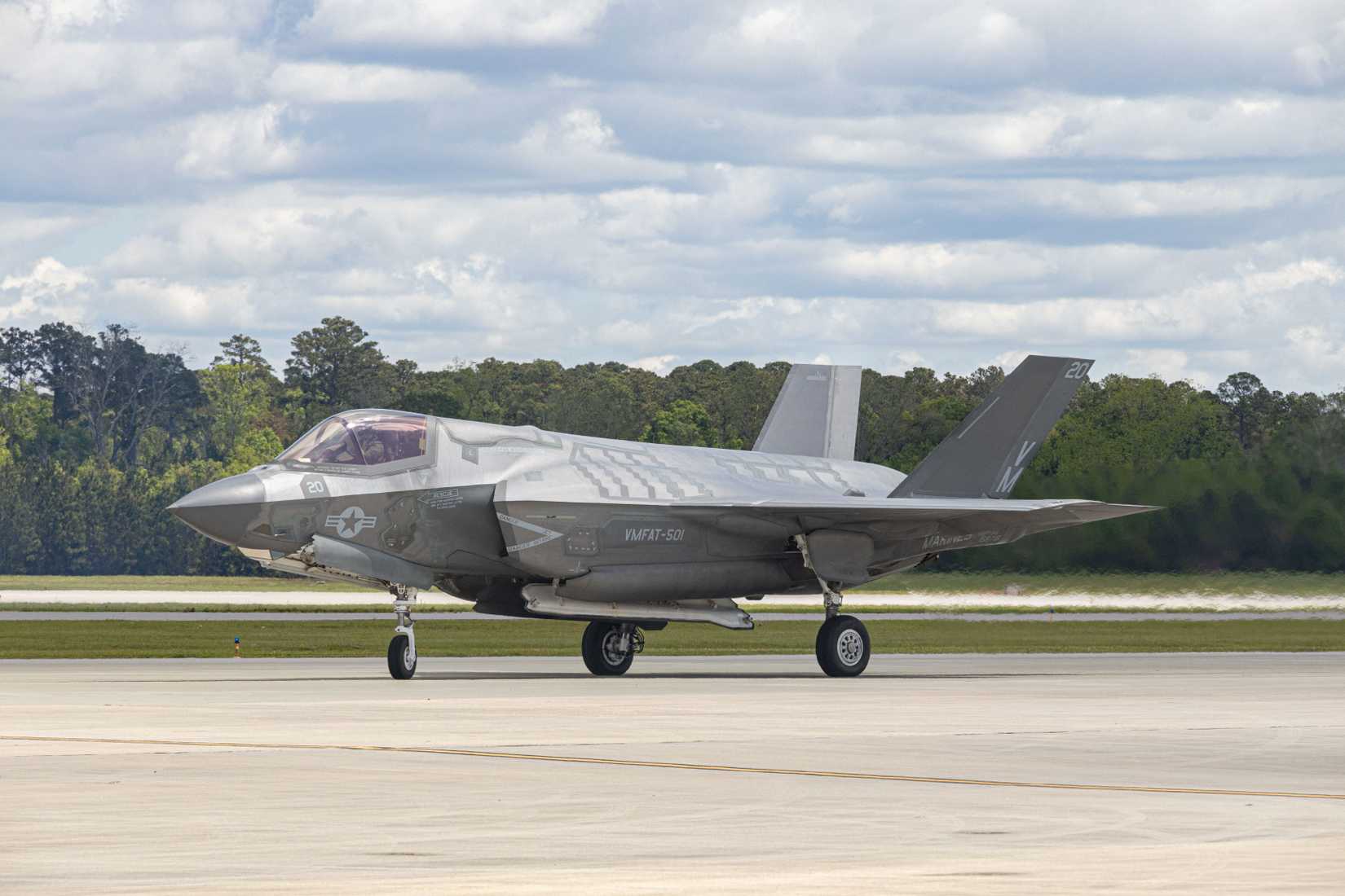 Marine Corps Major Matthew “Tiny” Johnson, F-35B pilot, Marine Fighter Attack Training Squadron 501, Marine Aircraft Group 31, 2nd Marine Aircraft Wing demonstrate the F-35B Lightning II.