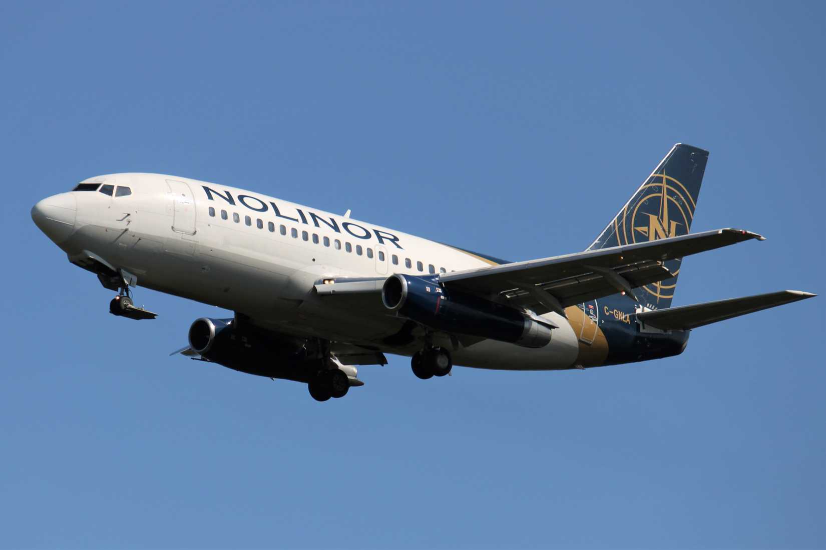 Nolinor 737-200