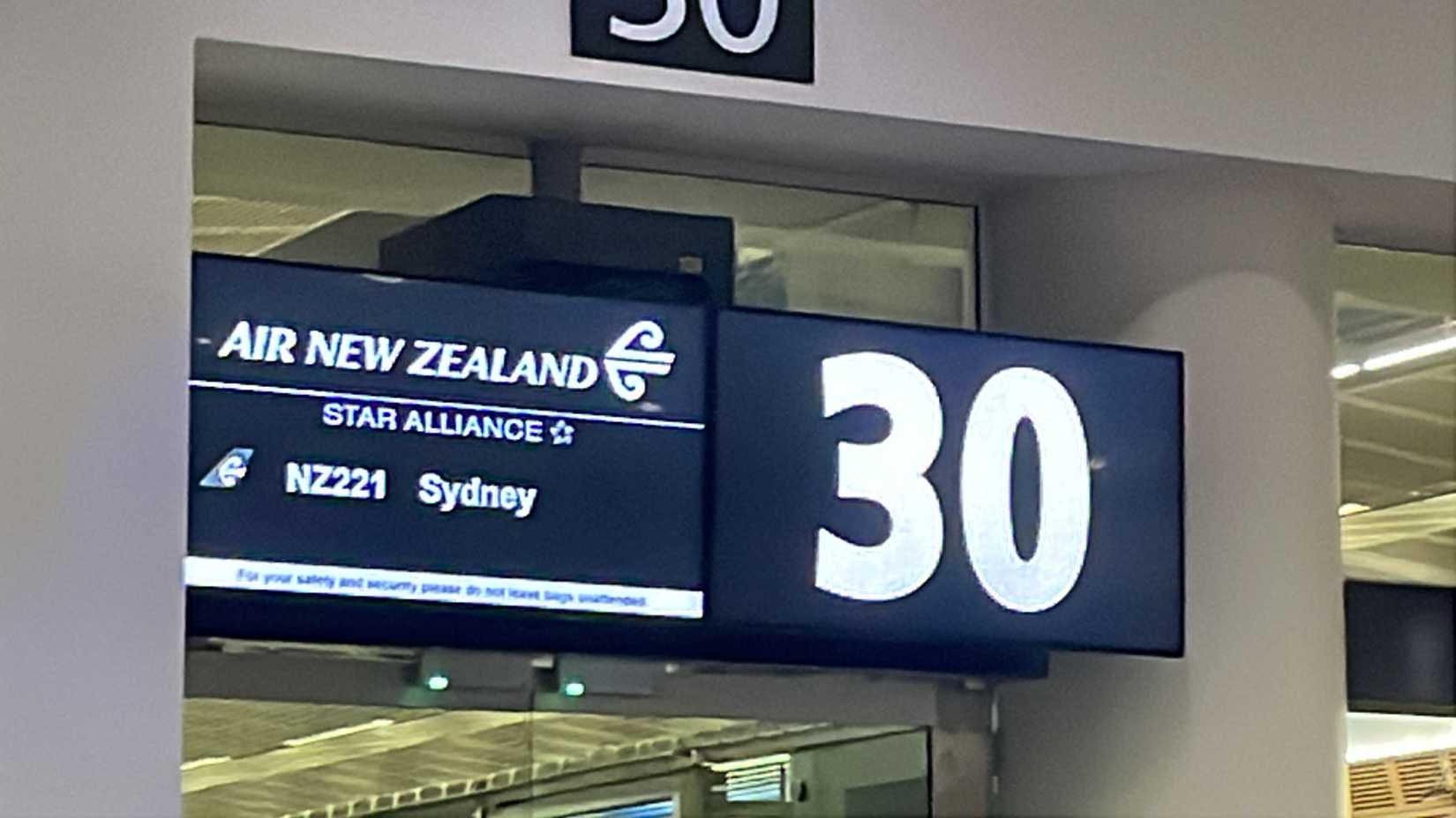 NZ221 CHC to Sydney