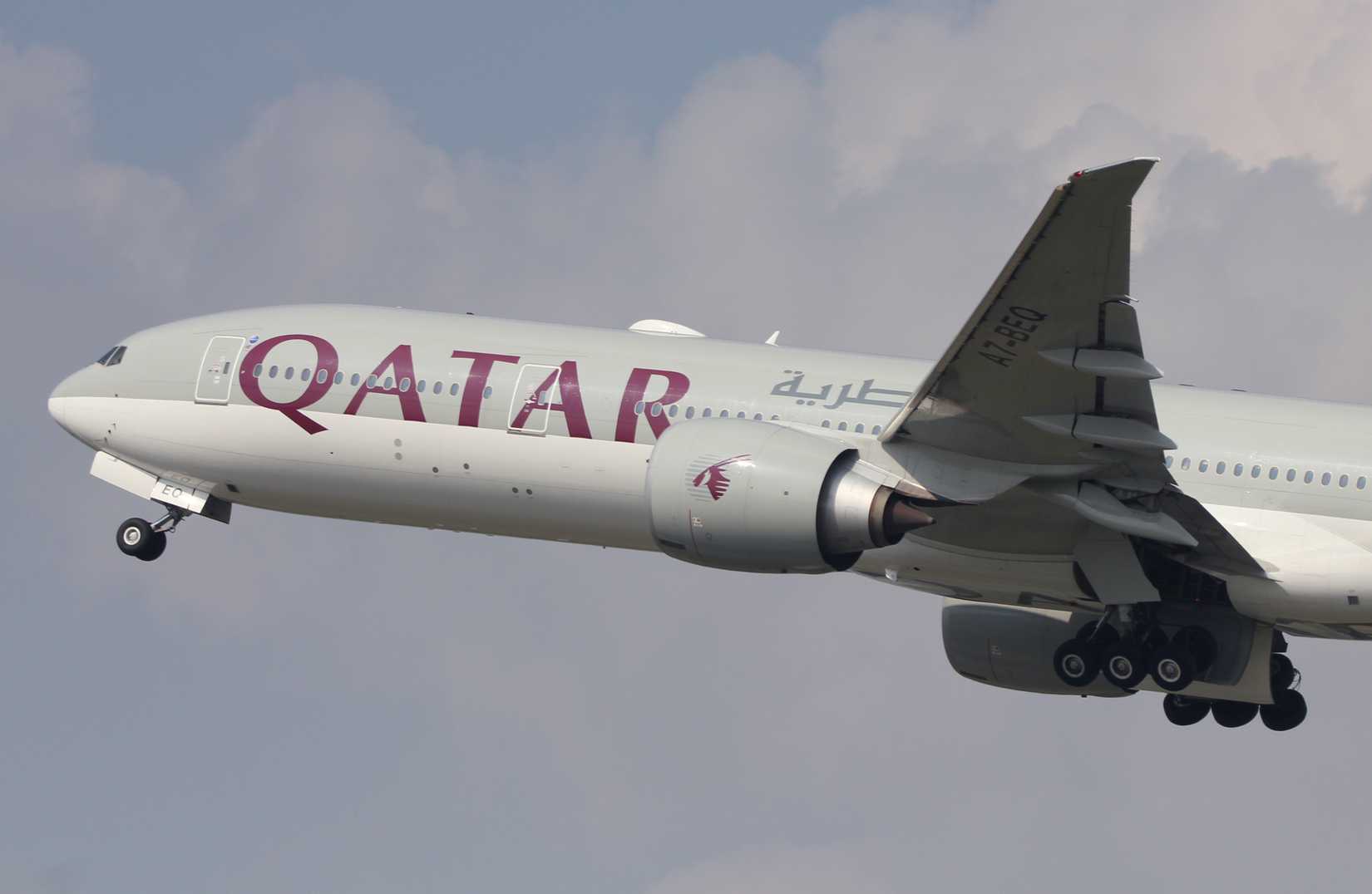 Close up of Qatar Airways Boeing 777-300ER 