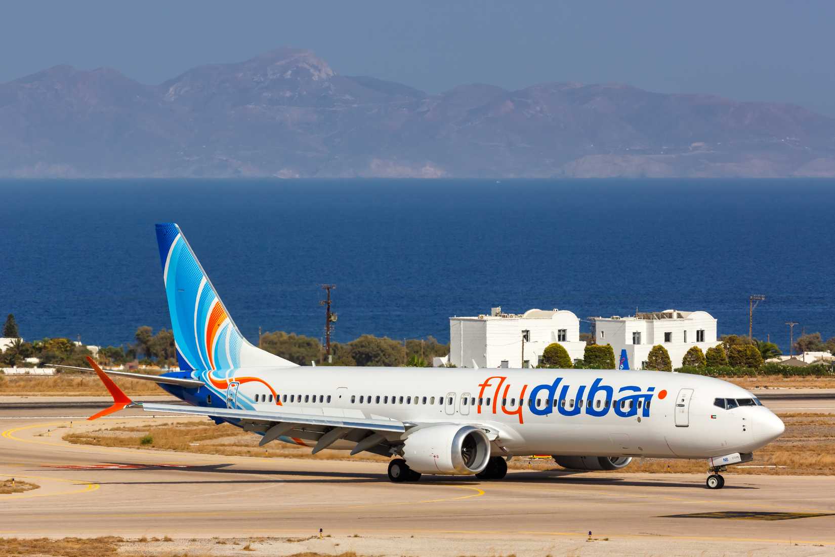 flydubai 737 Taxiing Santorini
