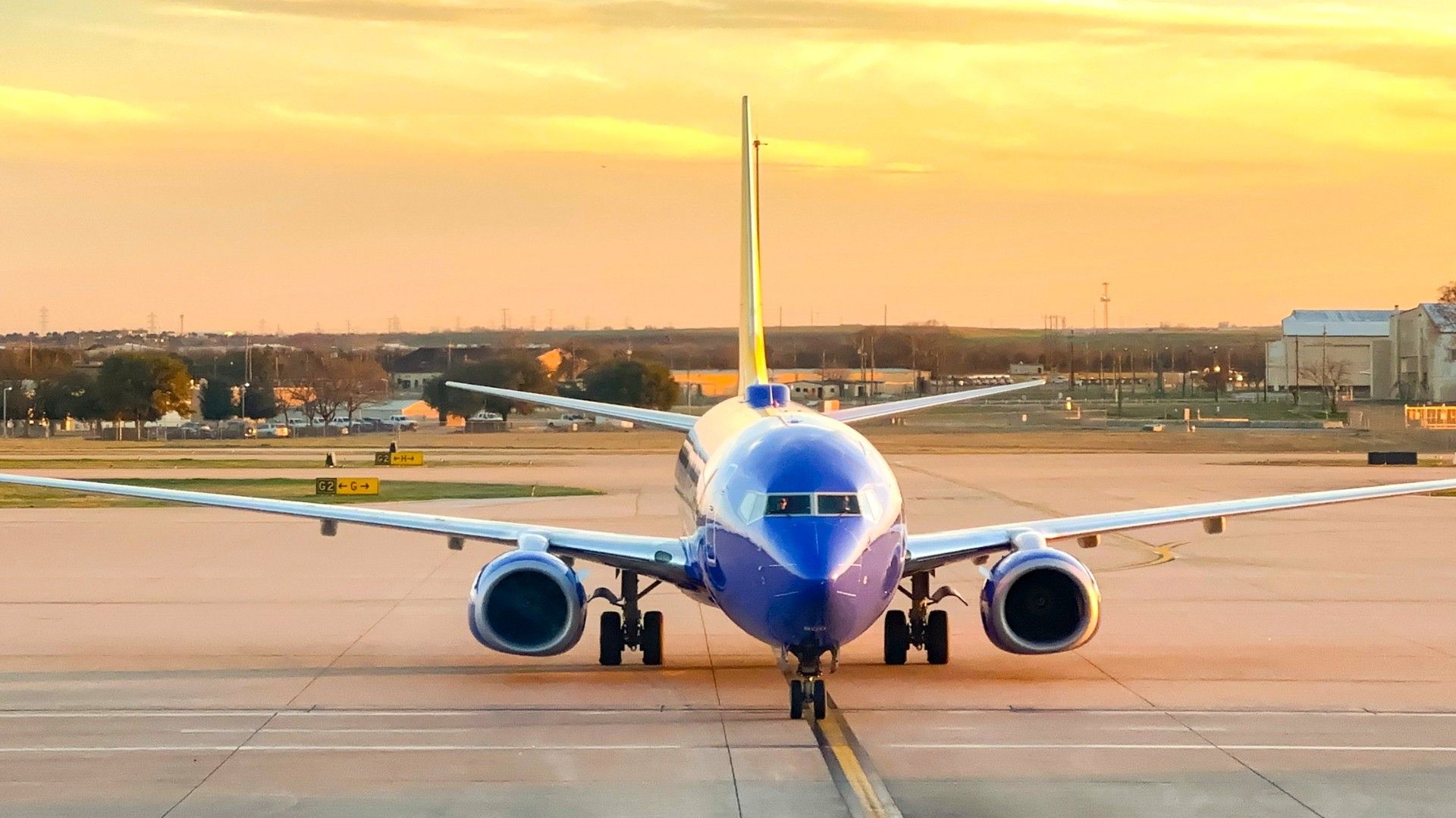 Southwest 737 Taxiing