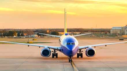 Southwest 737 Taxiing