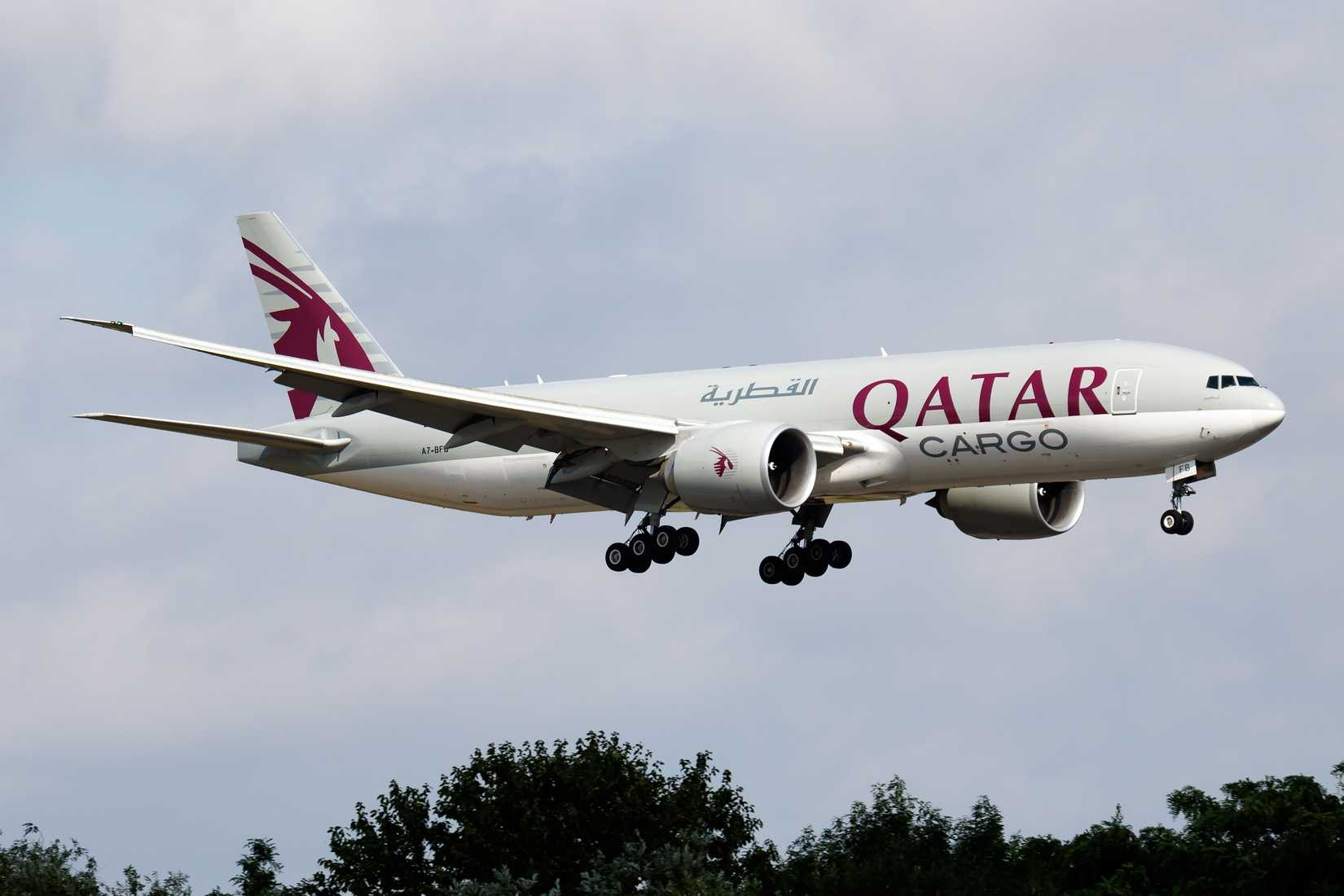 qatar airways cargo boeing 777f