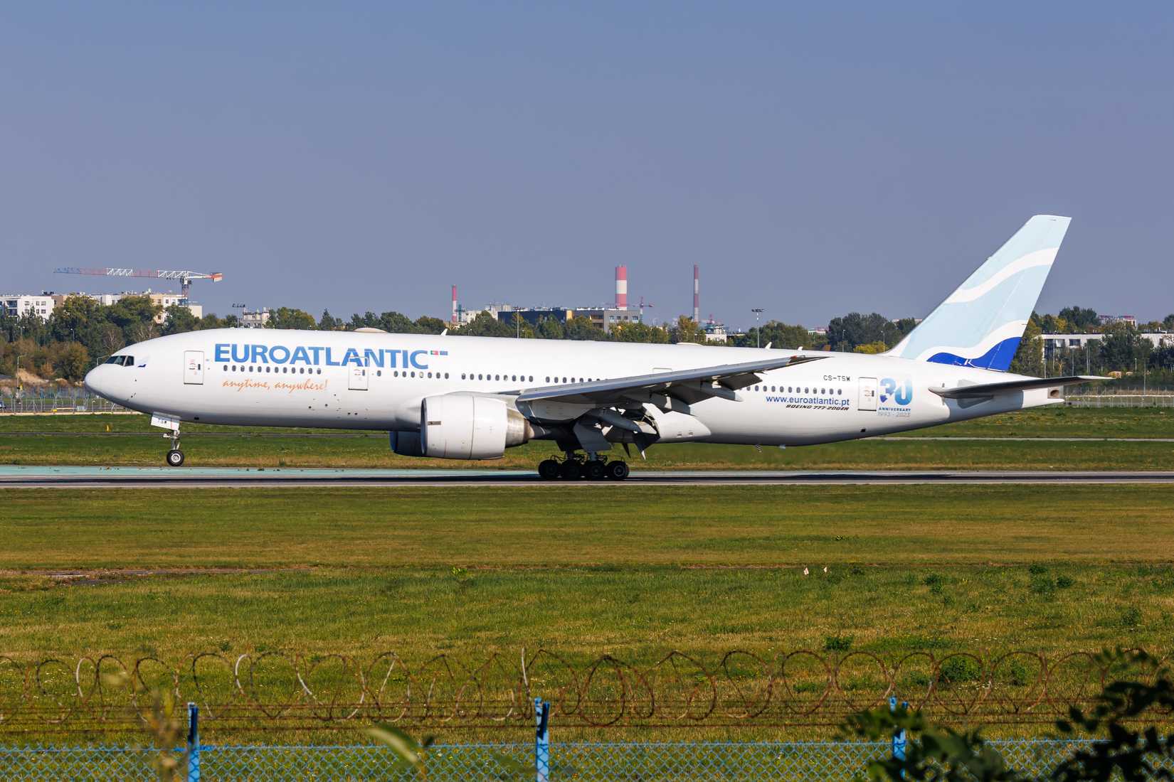 euroAtlantic Airways Boeing 777