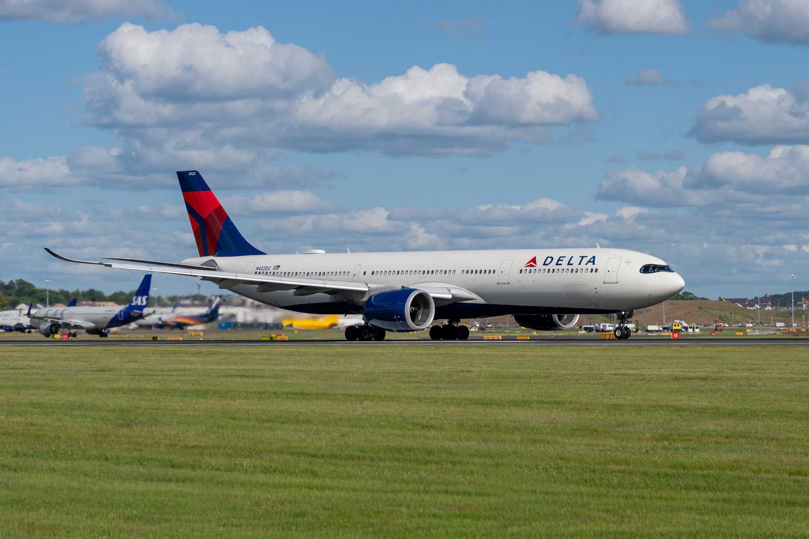 Delta Airlines Airbus A330-900 N44DZ