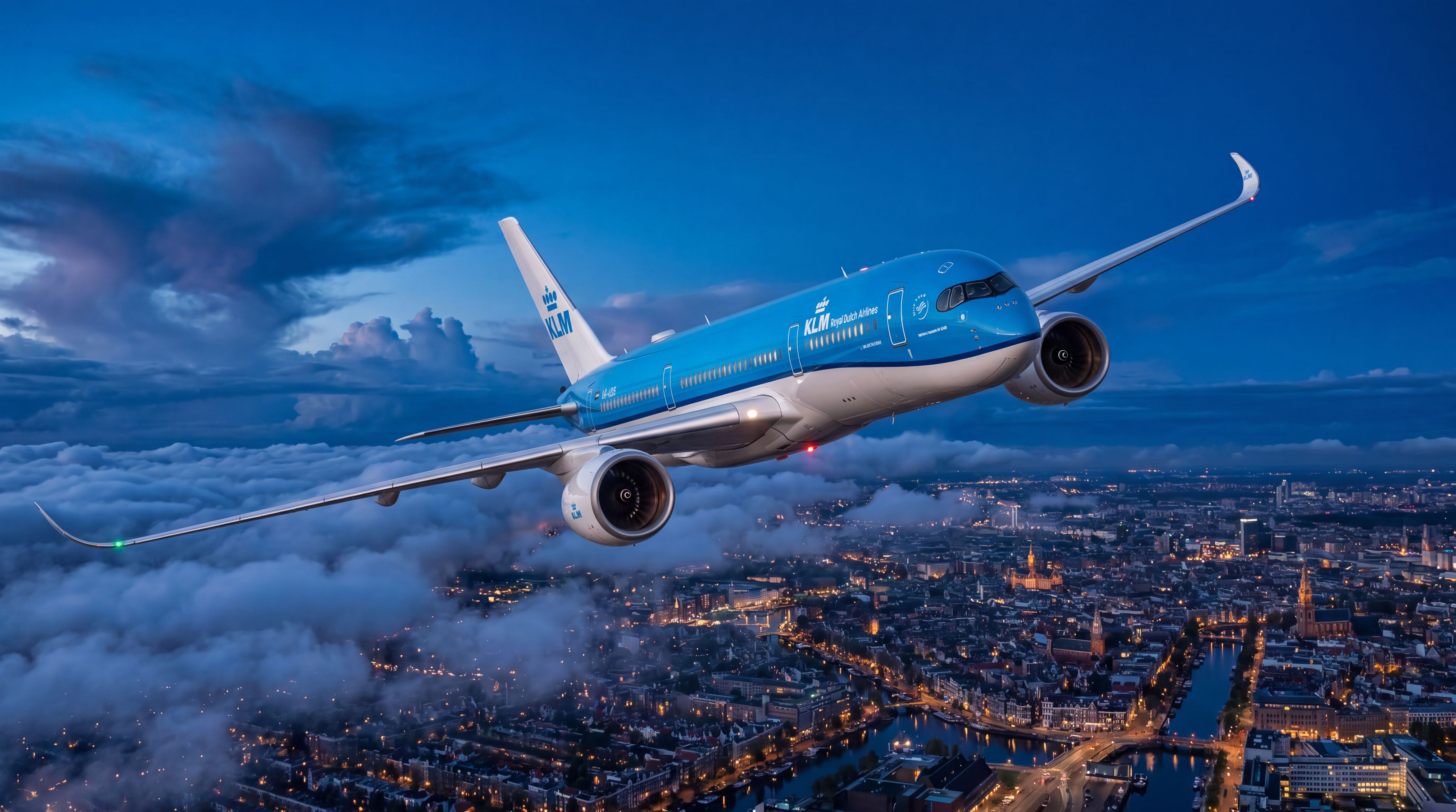 KLM, İlk Airbus A350-900 Uçağını Tanıttı: 'The Night Watch'