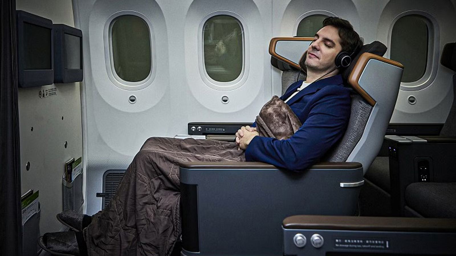 5 Premium Economy Seats So Good That Passengers Feel They Are In Business Class