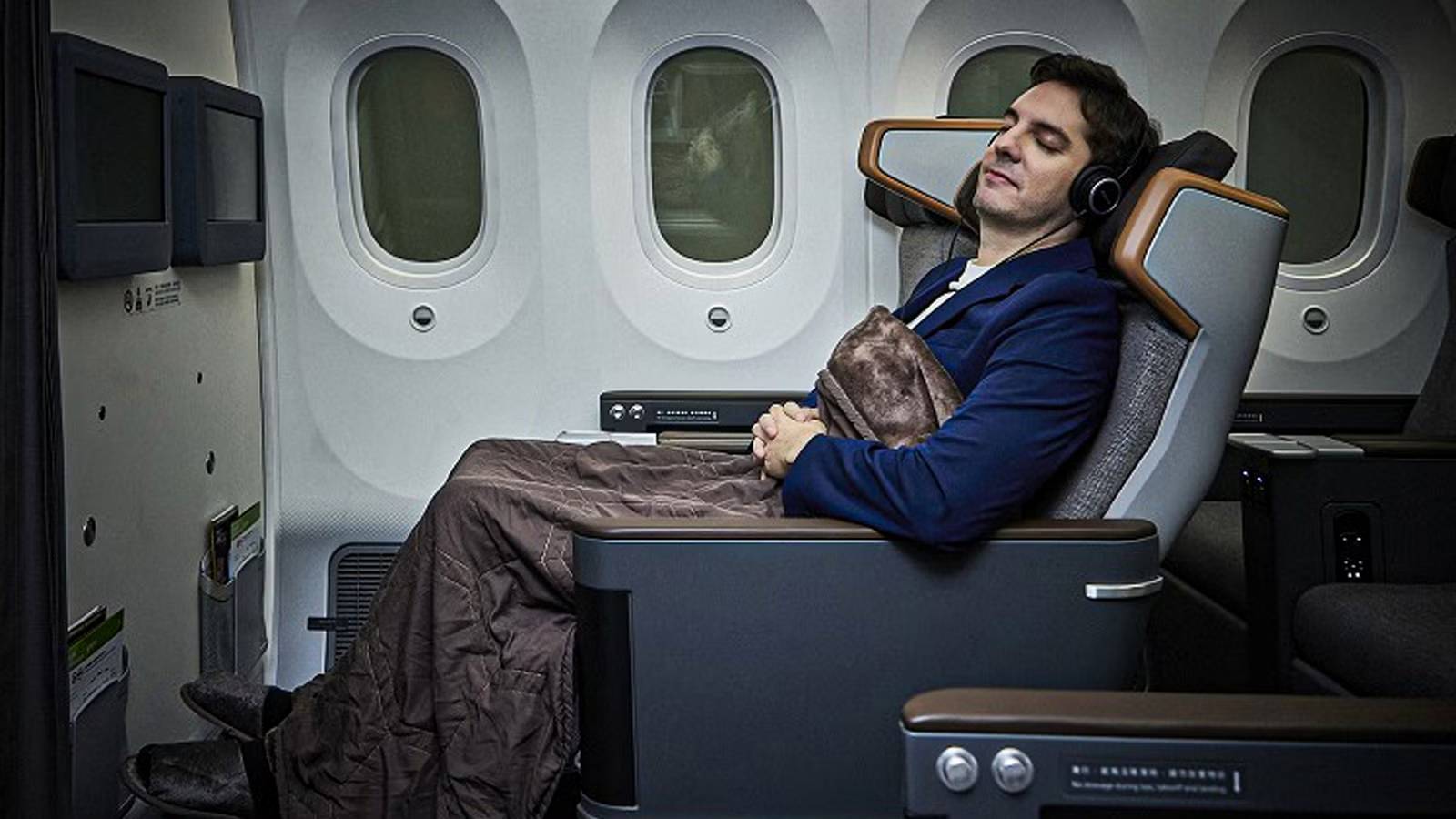 5 Premium Economy Seats So Good That Passengers Feel They Are In Business Class