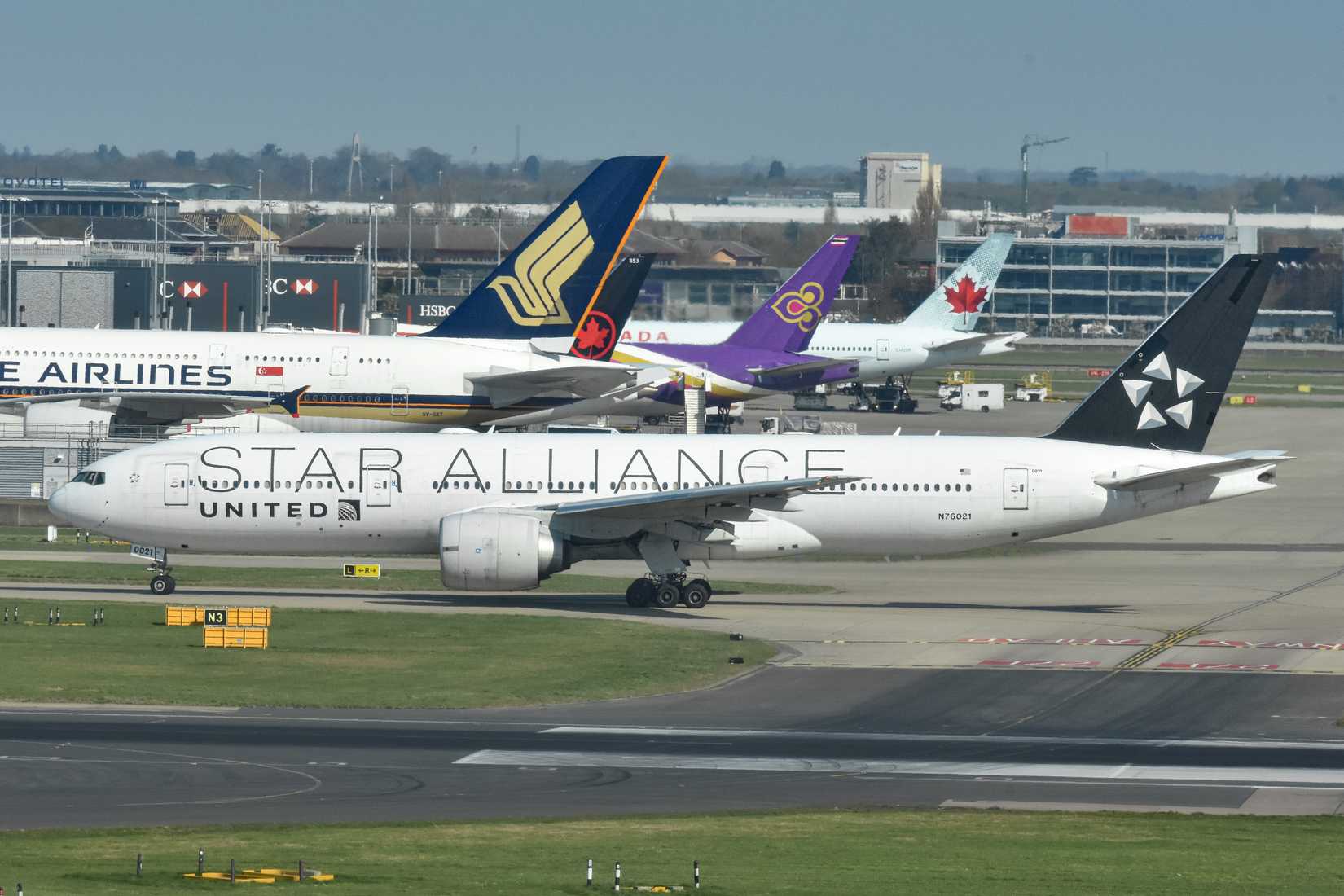 United Airlines 777-200 N76021 in Star Alliance Livery at Heathrow.