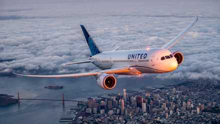 United Airlines San Francisco 787-9 mock up
