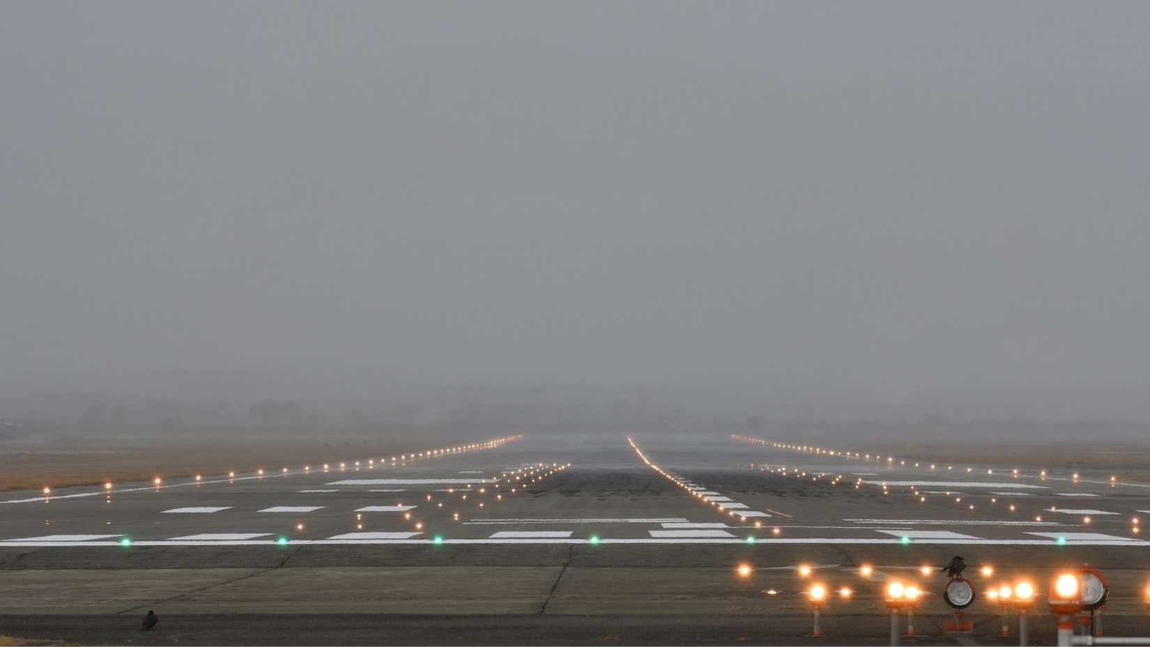 METAR Reading: Runway with fog