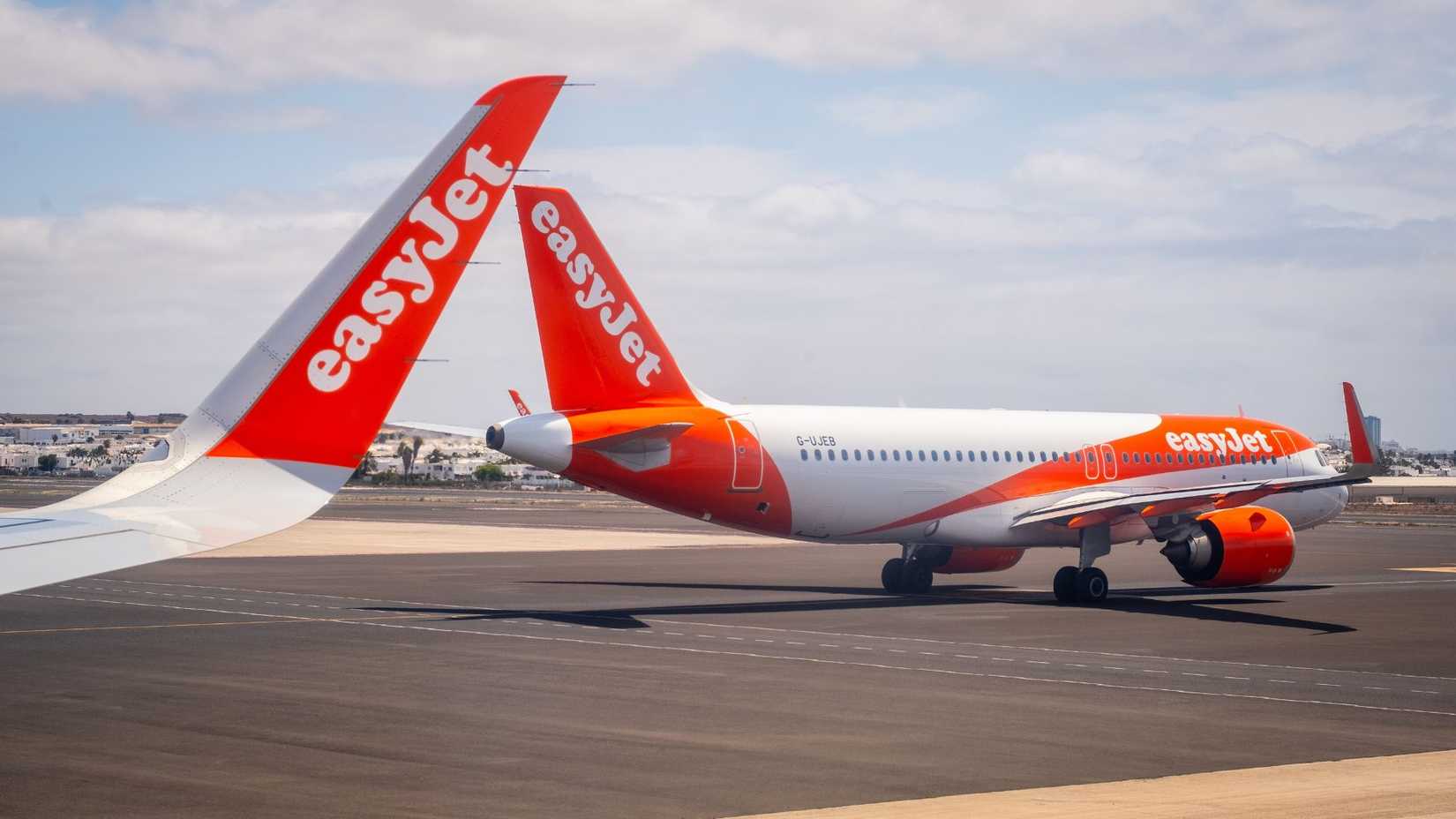 easyJet A320s at Lanzarote Airport