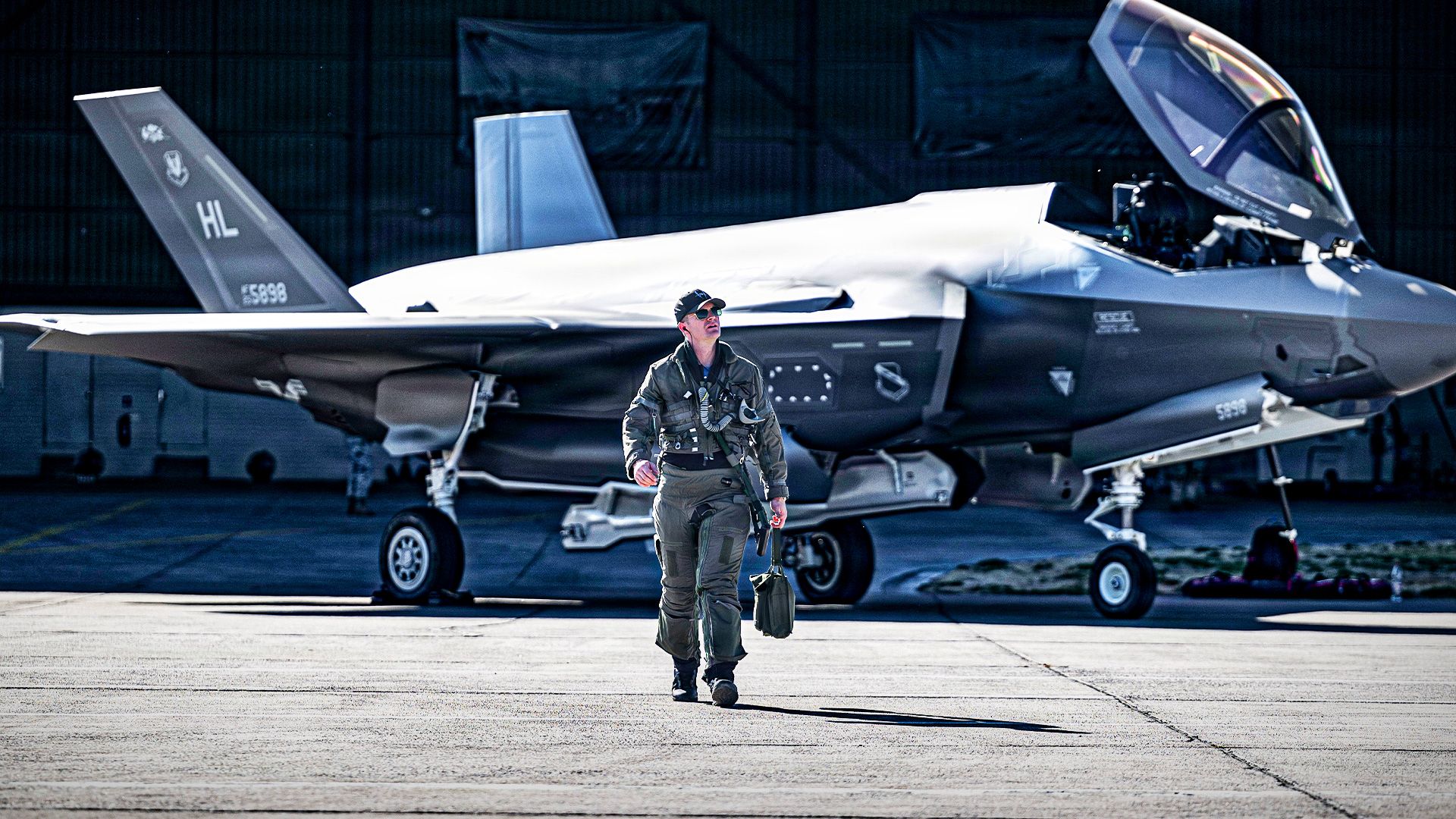 Why The US Air Force Is Short 1,000 Fighter Pilots Despite A $50,000 Retention Bonus