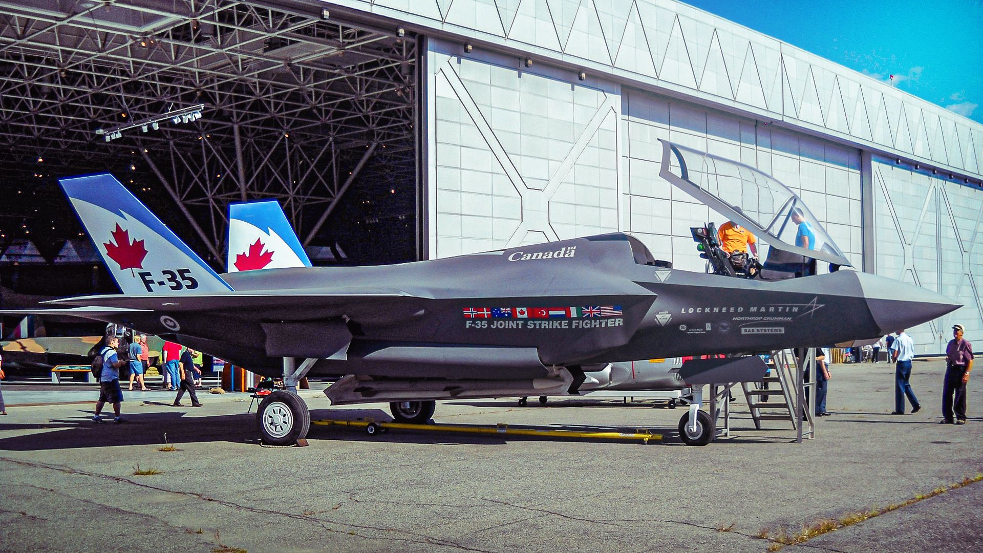 The US Data Link Canada Can't Have That Could Cripple Its Saab GlobalEye & F-35 Fleet