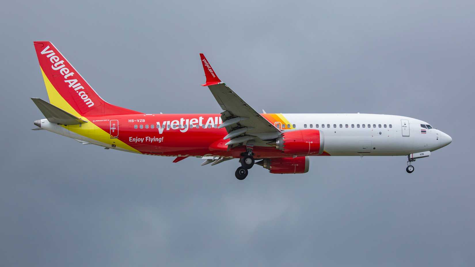 VietJet Boeing 737 MAX 8 in air