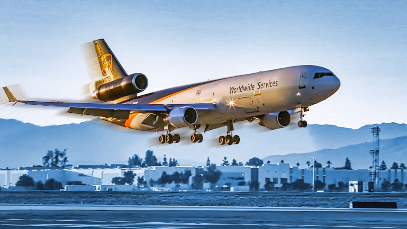 UPS MD-11 Custom Thumbnail
