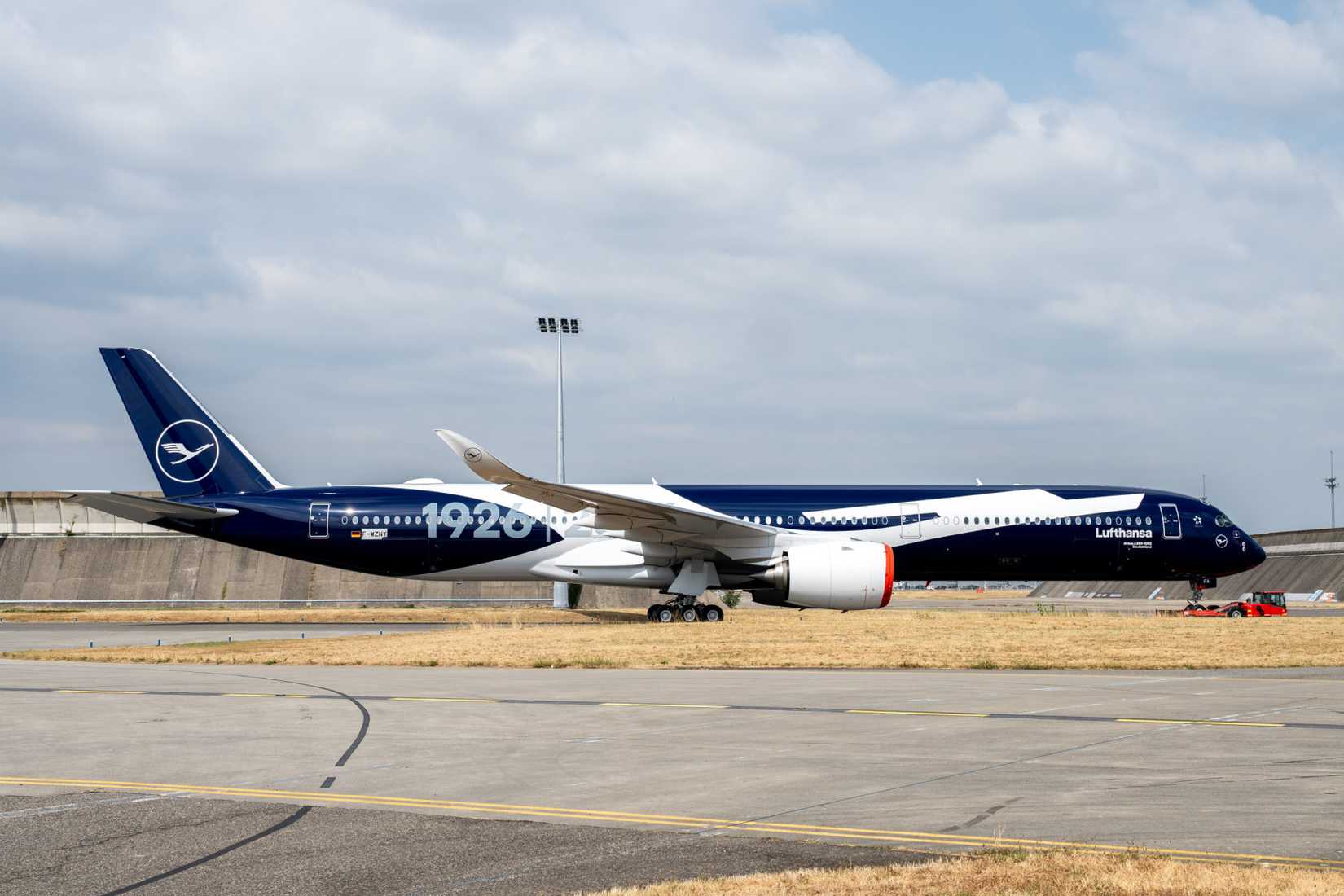Lufthansa First A350-1000 on taxiway