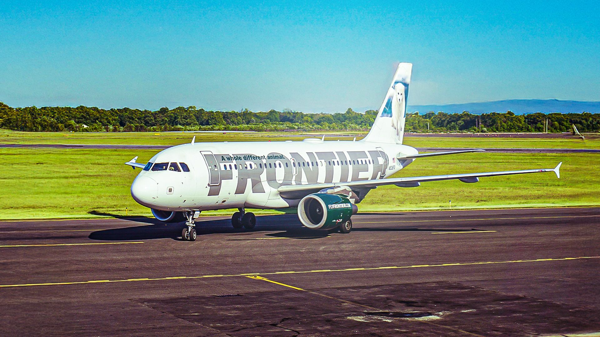 Frontier Airlines Reportedly Loses Canada Player’s Luggage Frontier Airlines Reportedly Loses Canada Player’s Luggage