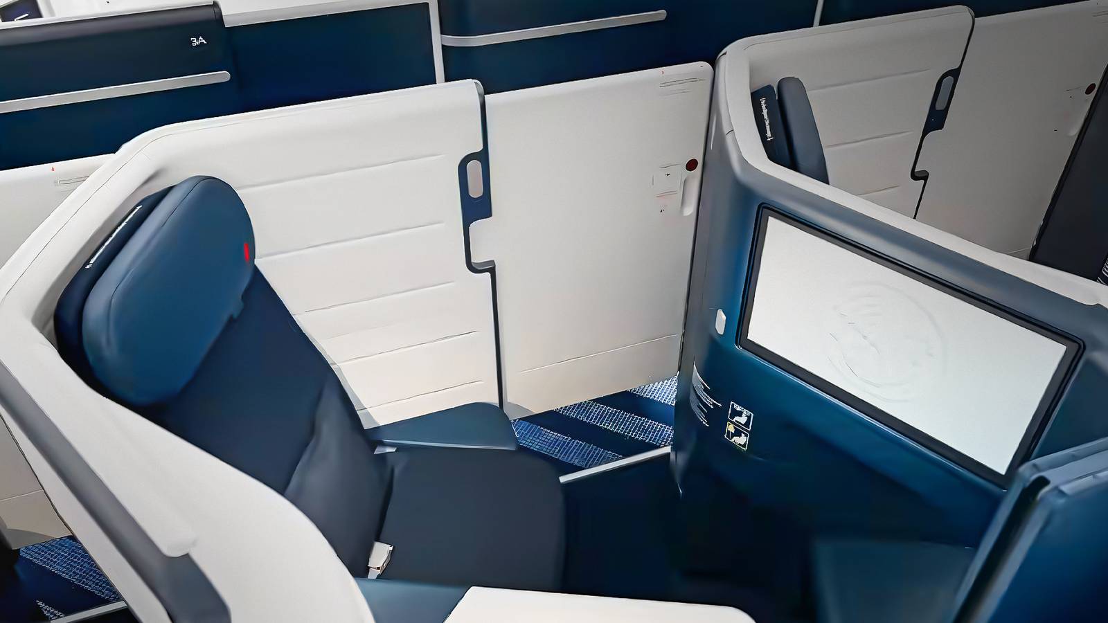 Poltronas Business Class Privativas: O Luxo Que Transforma Voos Longos