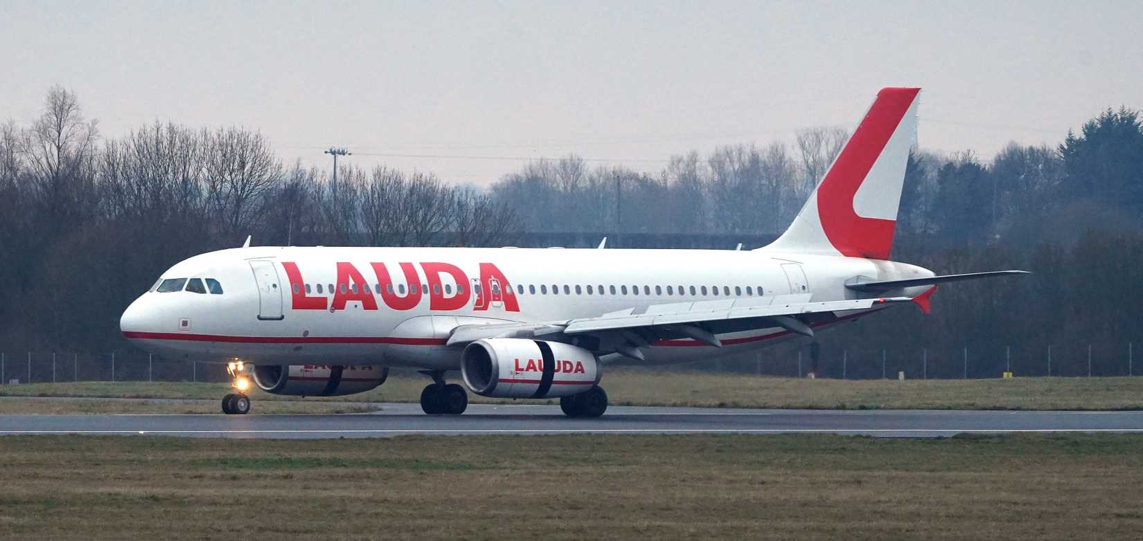 Lauda A320 Taxiing