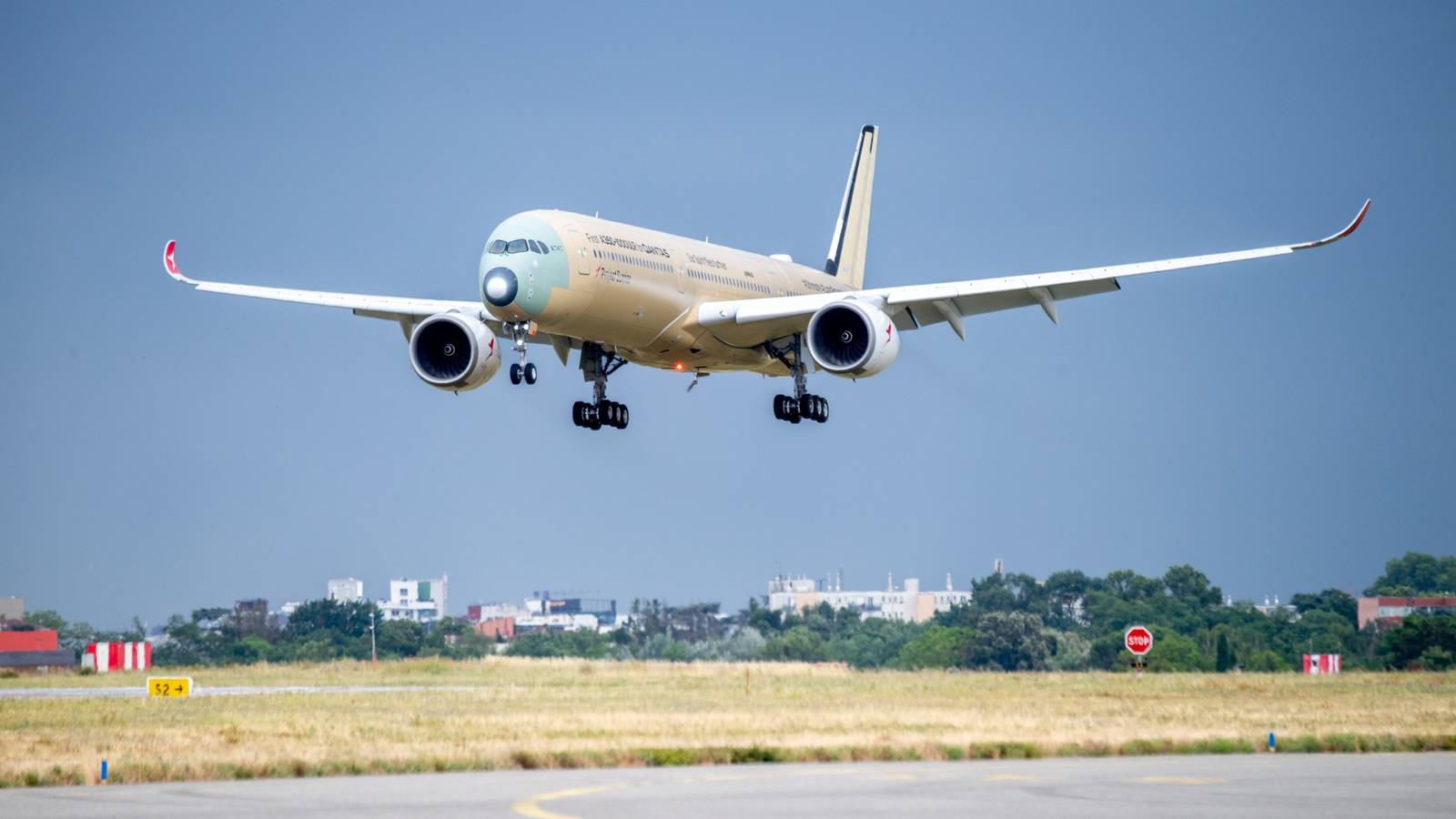 Qantas Airbus A350-1000ULR Takes Off On Marathon 20-Hour Nonstop Test Flight
