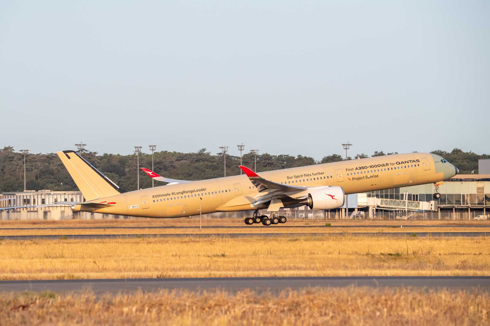 Qantas A350 Takeoff Rotation