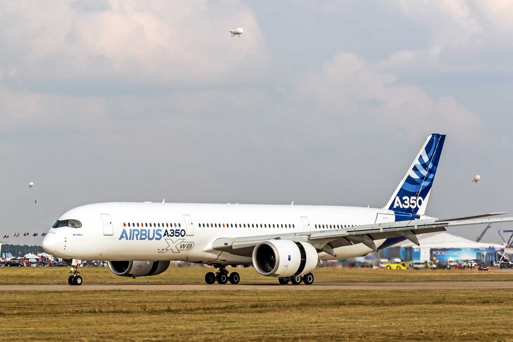 A350-900 with Trent XWB-84 taxiing