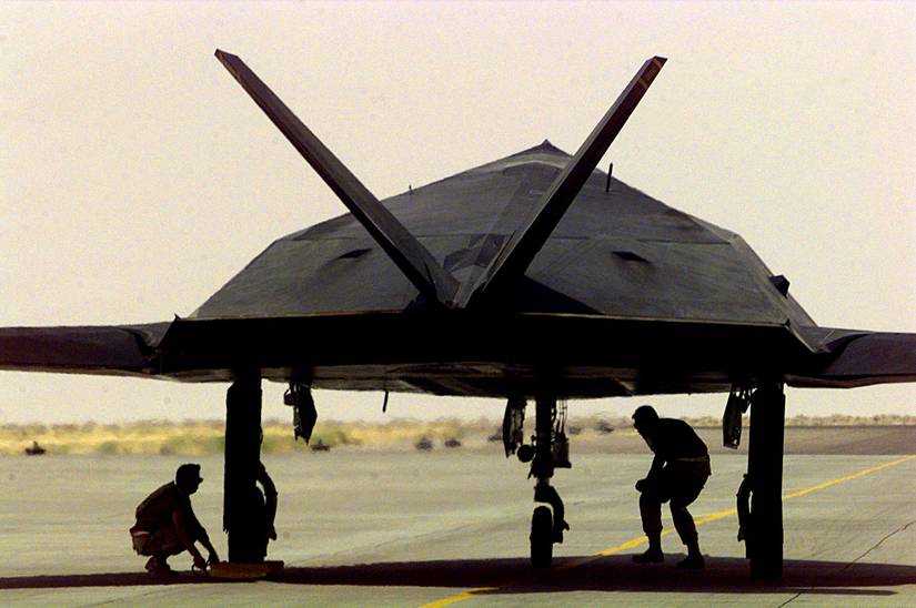 Air Force F-117 Nighthawk receives one last check before departing Ahmed Al Jaber Air Base, Kuwait, on June 6, 1998
