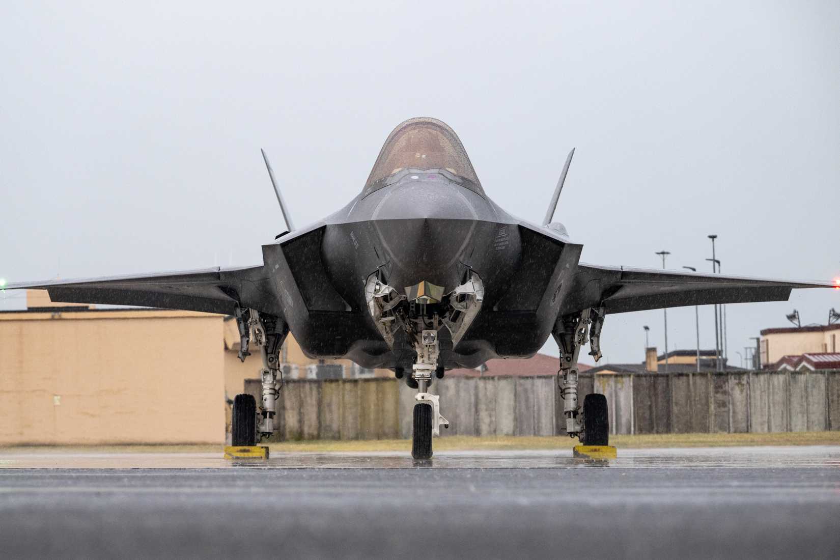 Air Force F-35 Lightning II assigned to the 495th Fighter Squadron taxis pre-flight during exercise Combined Strike 25 at Aviano Air Base, Italy, Aug. 20, 2025