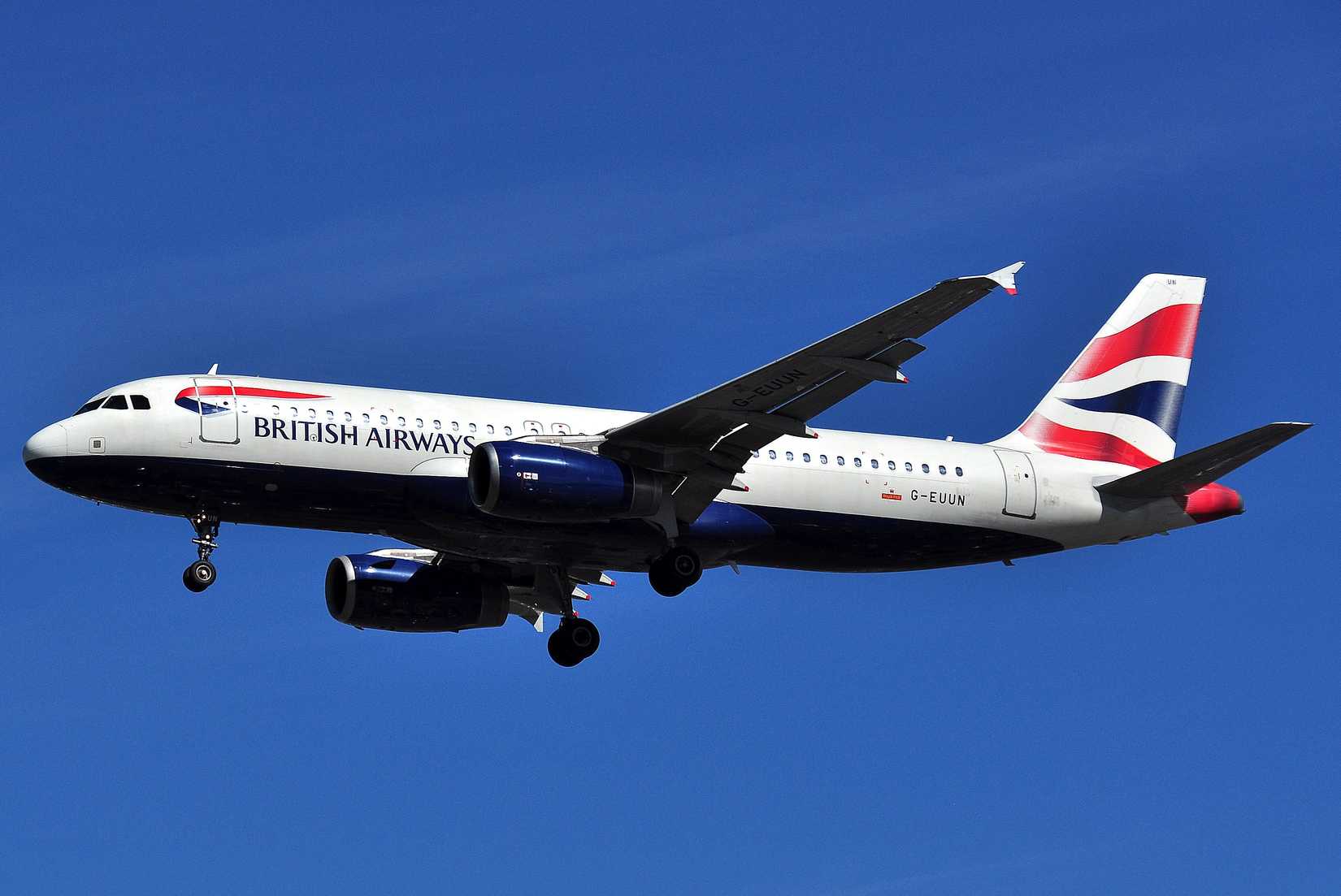 Airbus_A320-232_-_British_Airways_(G-EUUN)