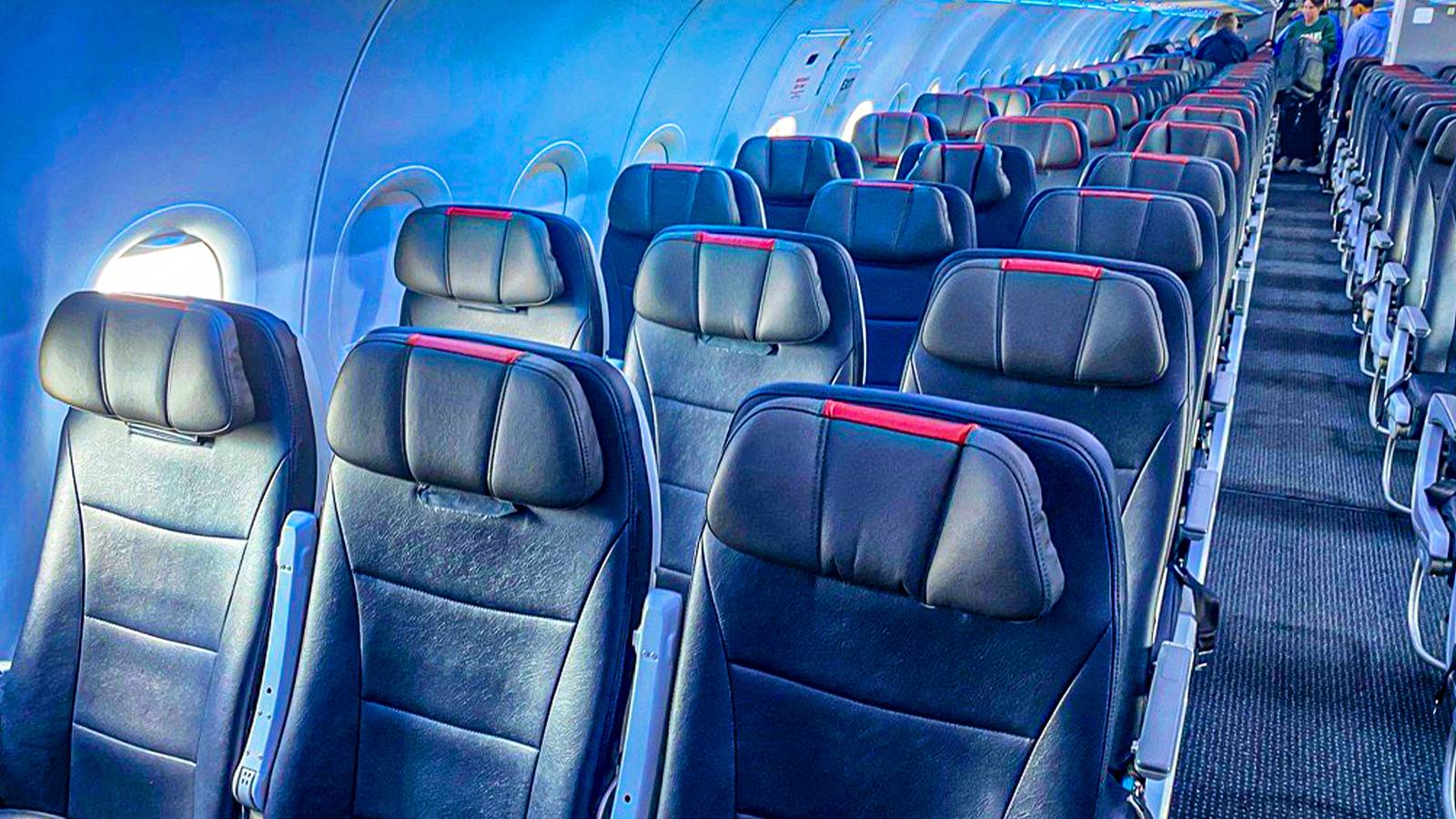 Is It True That American Airlines' Airbus A321neo Main Cabin Extra Exit Row Has More Legroom Than First Class?