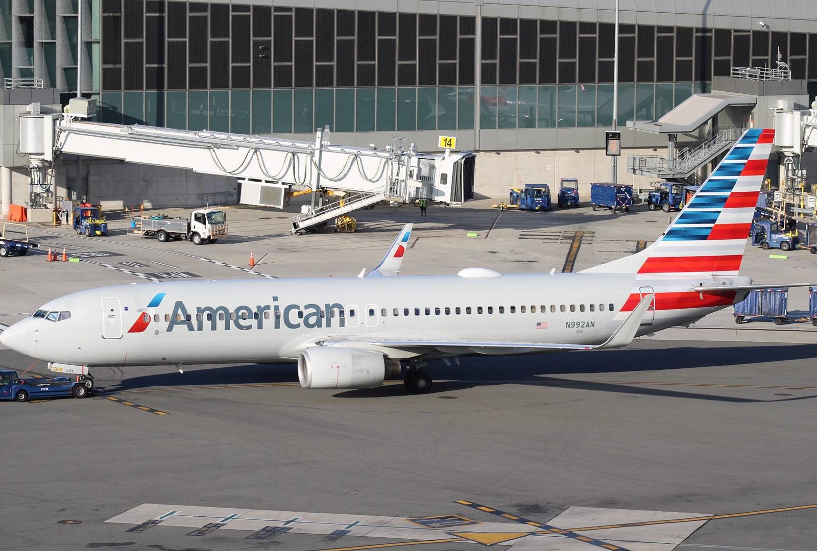 Oops: Dallas-New York American Airlines Flight Diverts 30 Minutes