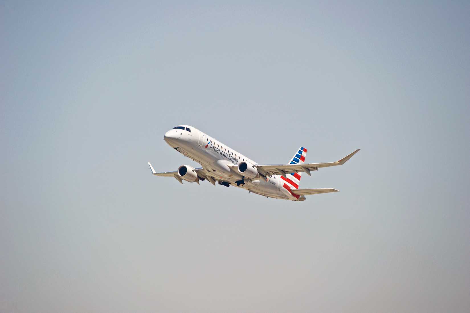 American Airlines Envoy Air E170