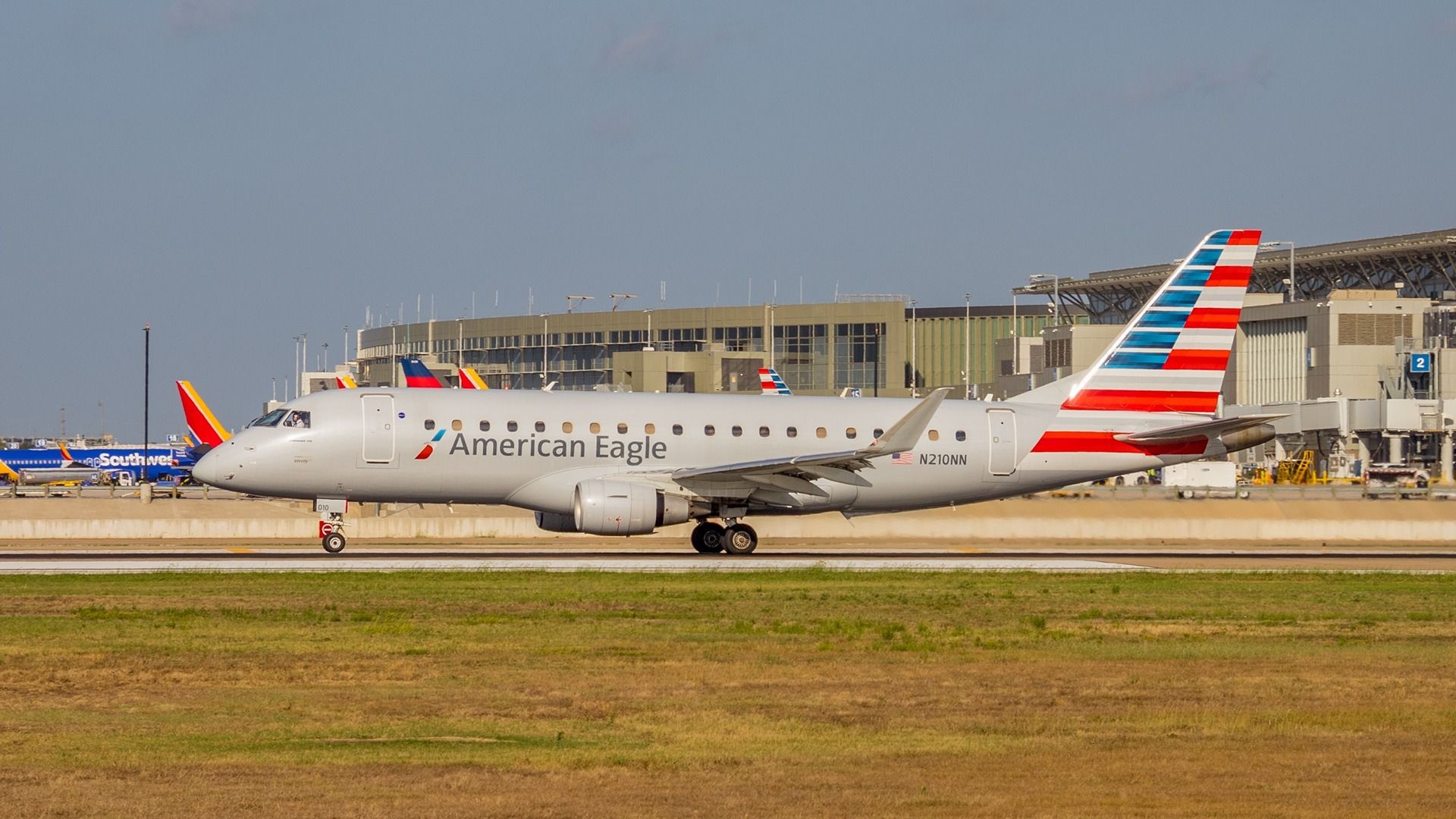 American Airlines Envoy Air E175
