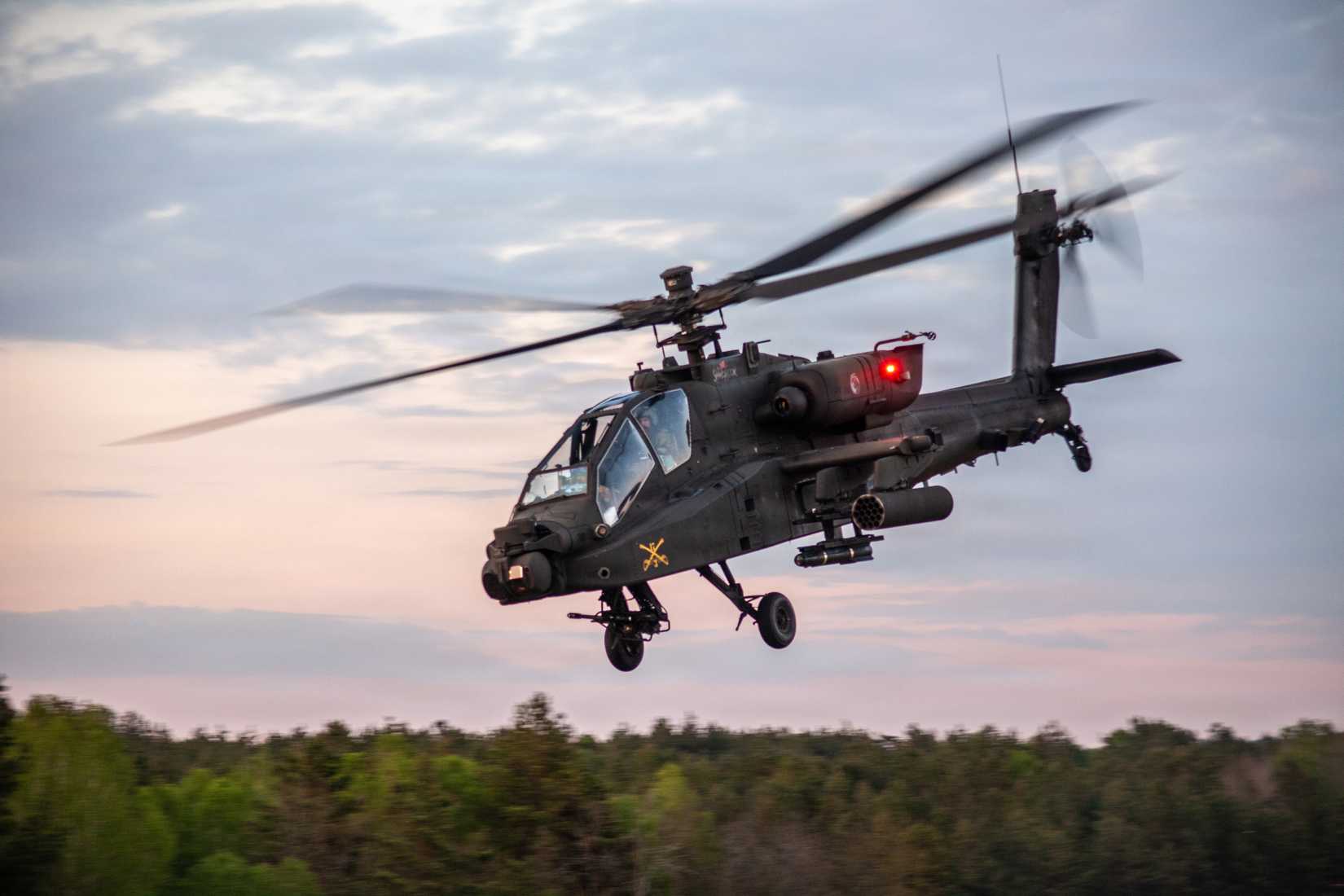 Army Soldiers assigned to 1-3 Attack Battalion, Task Force Vipers, conducted night gunnery