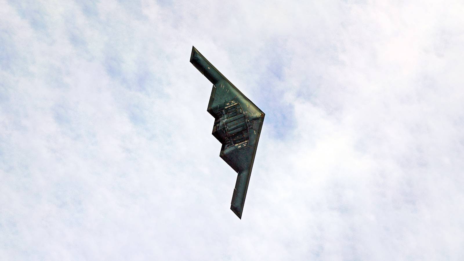 Why The US Air Force Almost Never Launches The B-1B, B-2, & B-52 Together From One Base