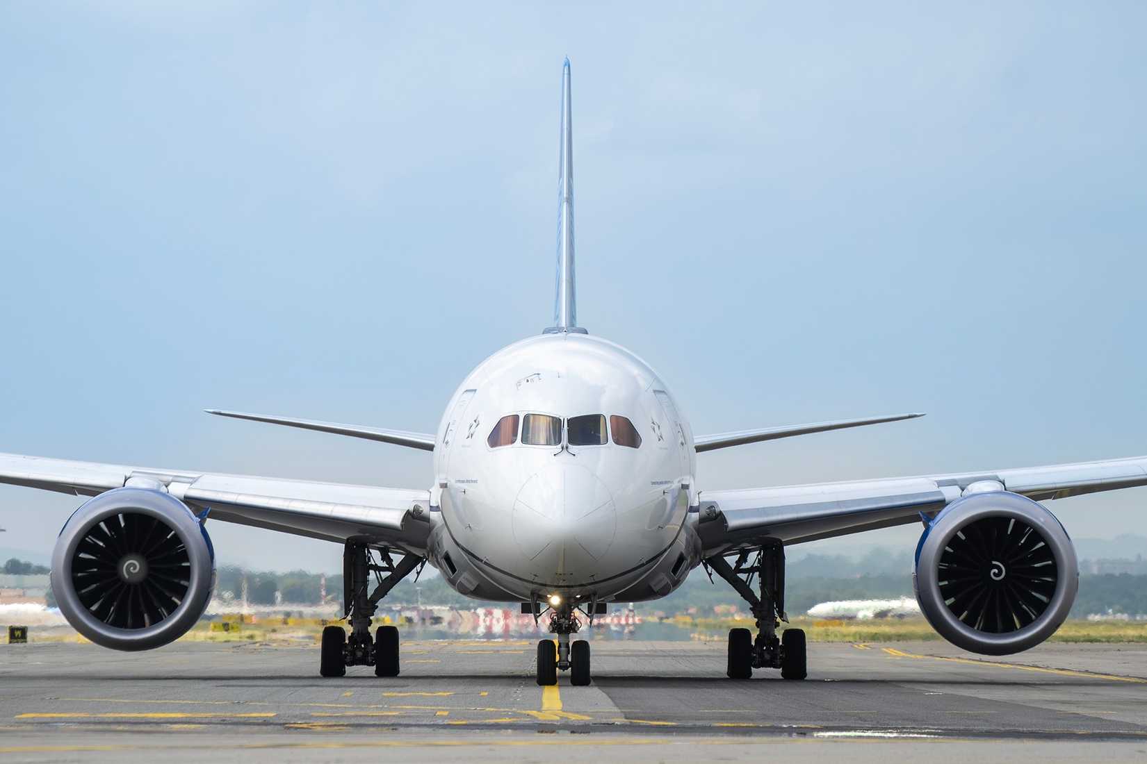 Boeing 787 GE engines