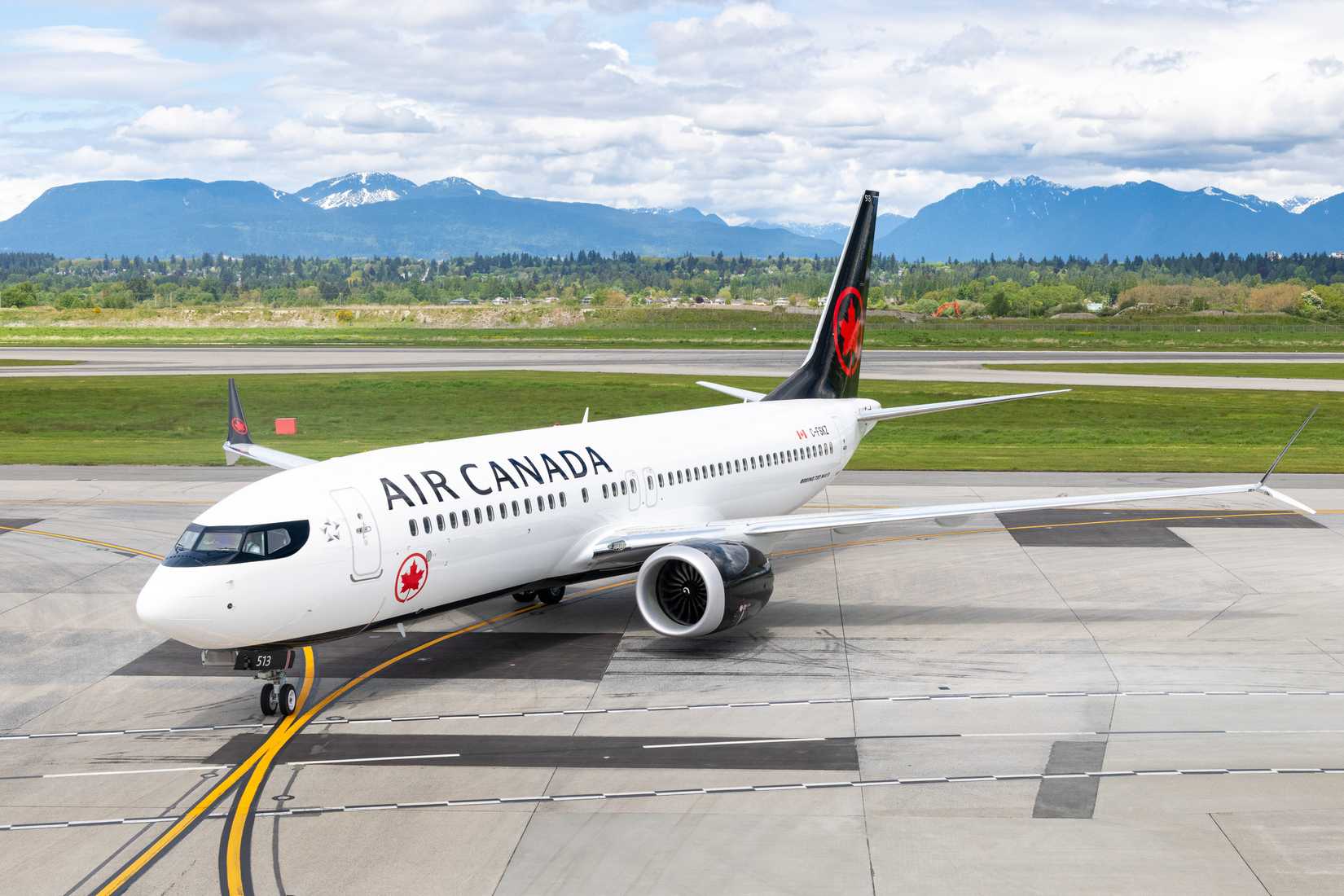 Air Canada 737 Parking