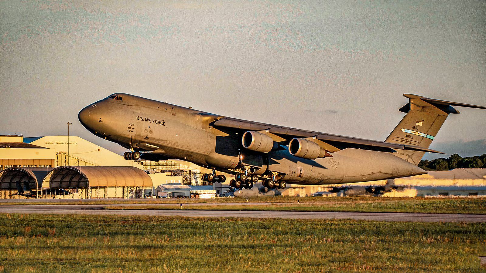 How New CF6 Engines Made The C-5M Galaxy More Fuel Efficient Than The Original C-5A