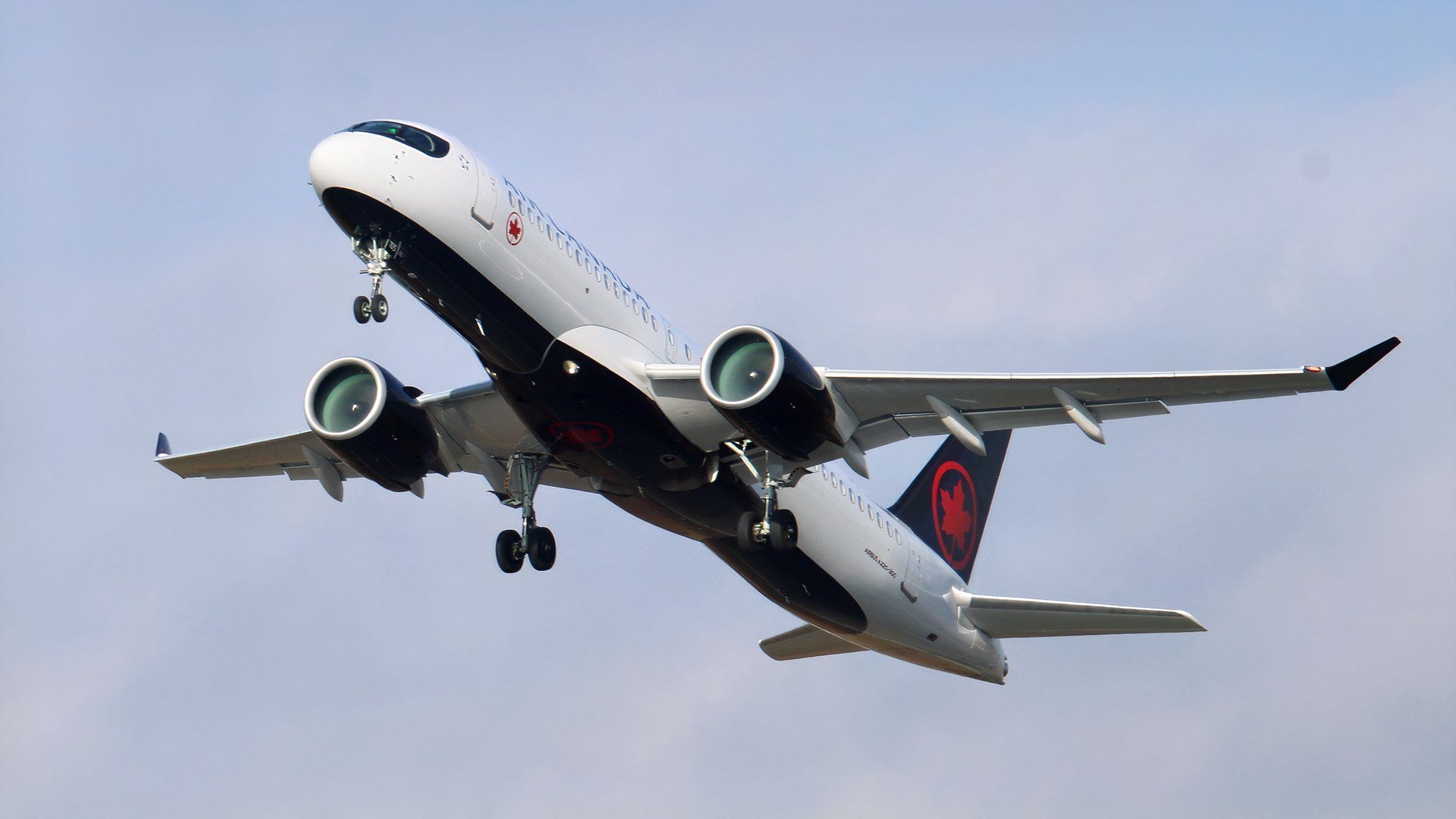 7-Hour Flights: Air Canada's 10 Longest Nonstop Airbus A220 Routes Revealed [Map]