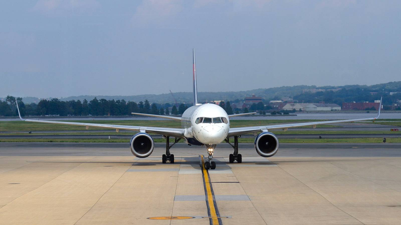 Delta Air Lines' Oldest Active Jet Is 37 Years Old: Here's Where It's Still Flying