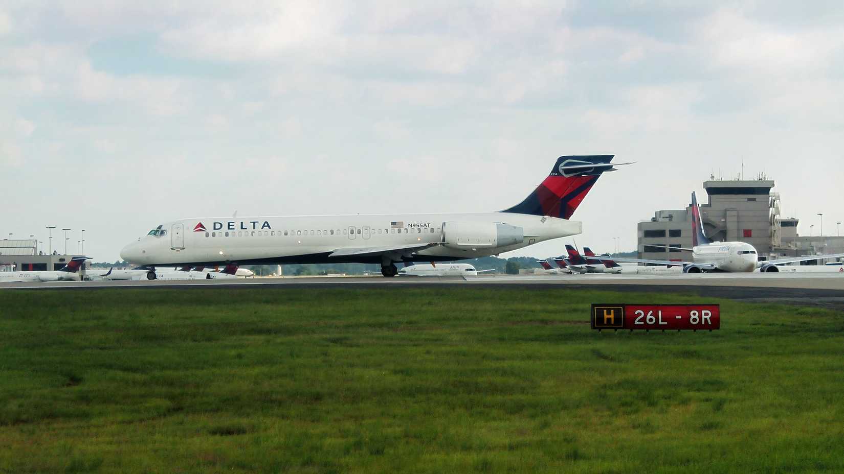 Delta Air Lines Boeing 717-200 N955AT At ATL