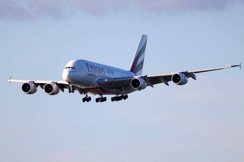 Emirates A380 final approach