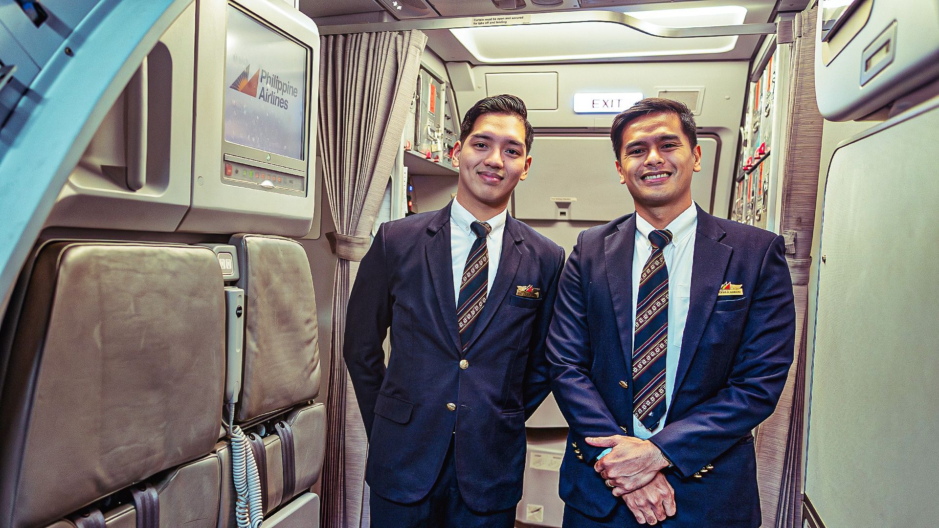 What Flight Attendants Do The Moment Turbulence Hits That Passengers May Never Notice What Flight Attendants Do The Moment Turbulence Hits That Passengers May Never Notice