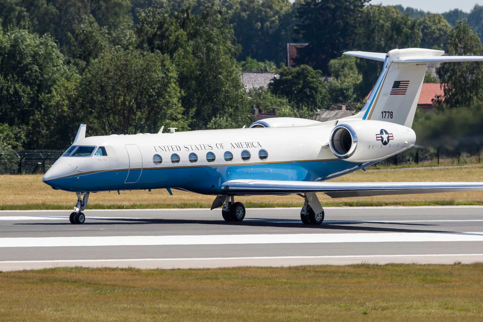 Gulfstream C-37B